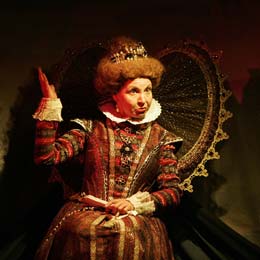 Drake's Drum: Elizabeth