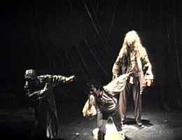 Frankenstein: Victor flees