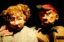 Marvels puppets: Sophie, Scrub