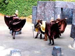 Ragnarok: Hod, Baldur, Norns